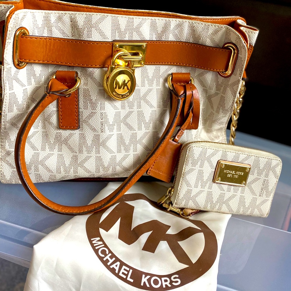 Michael Kors handbag & matching wallet